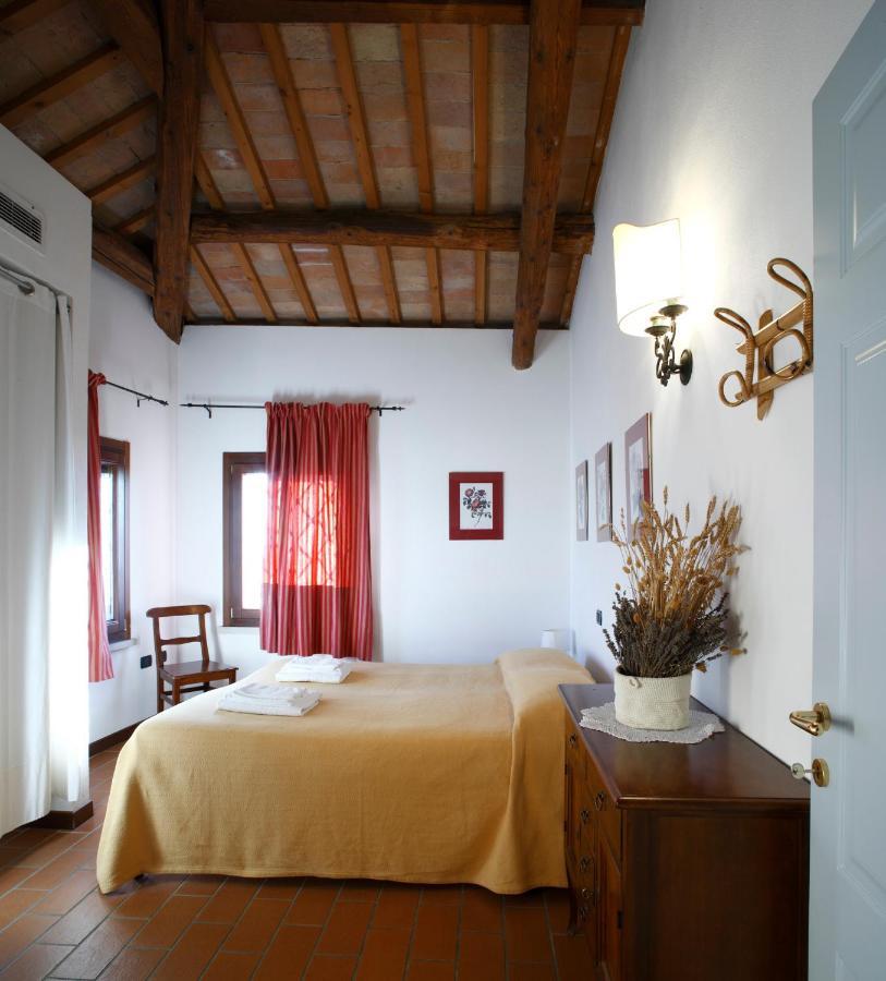 Вилла Agriturismo Tenuta La Pila Вилла-Бартоломея Экстерьер фото