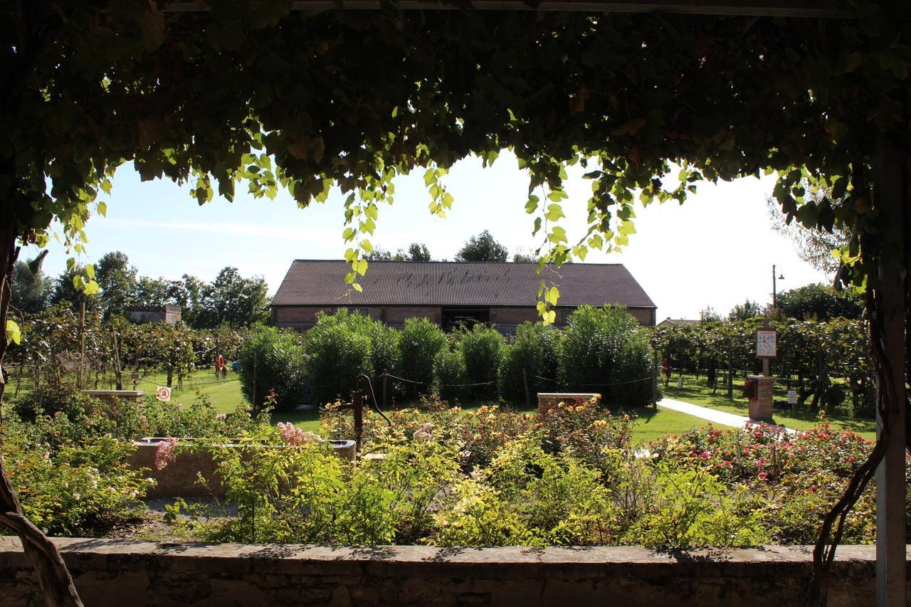 Вилла Agriturismo Tenuta La Pila Вилла-Бартоломея Экстерьер фото