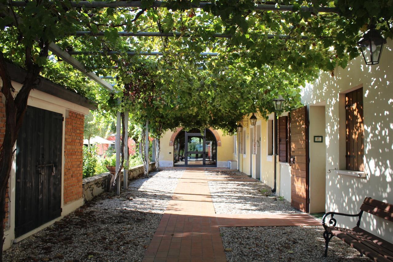 Вилла Agriturismo Tenuta La Pila Вилла-Бартоломея Экстерьер фото